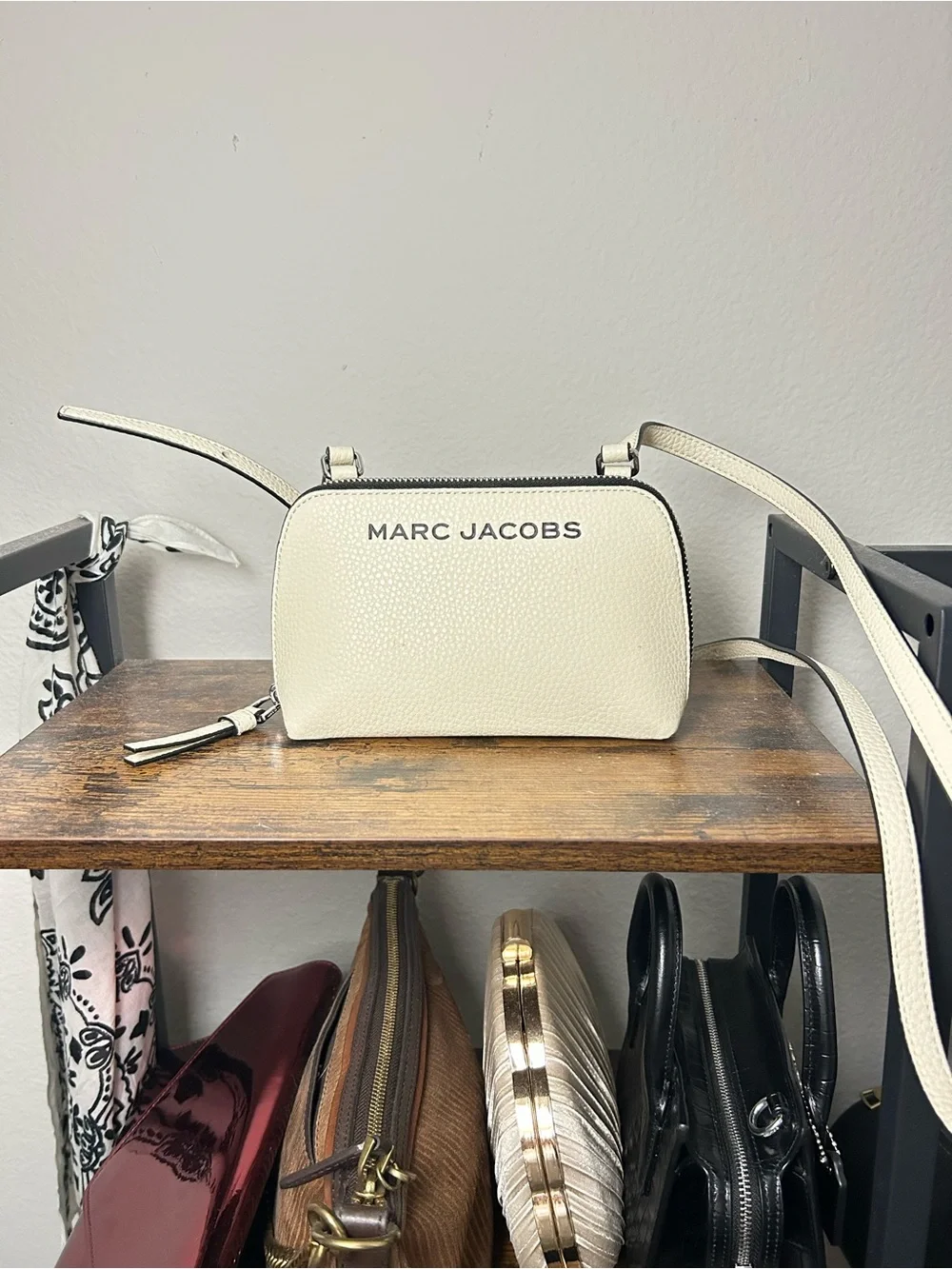Marc Jacobs Cream Pebbled Leather Crossbody Bag